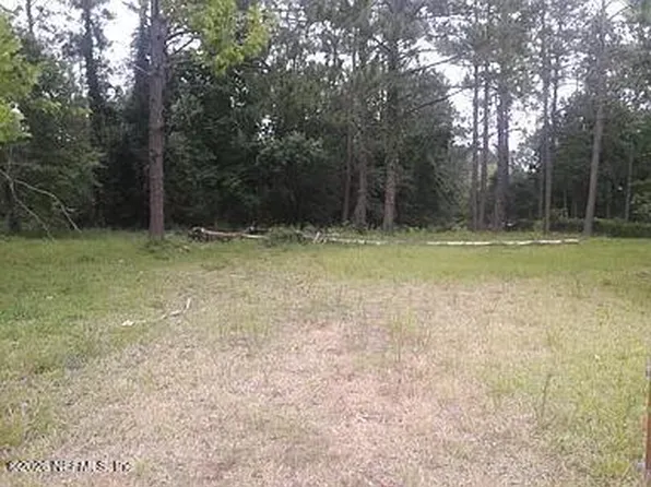 148 TRISAIL Avenue, Palatka, FL 32177