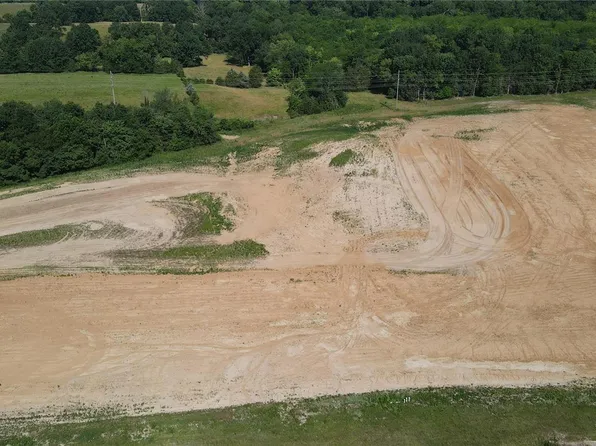 51 Highway N #51, Perryville, MO 63775