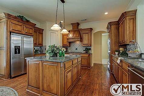 5th image of 4569 Donegal Dr