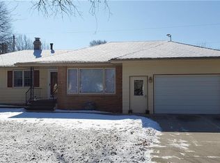 2617 Marengo Dr, Perry, IA 50220