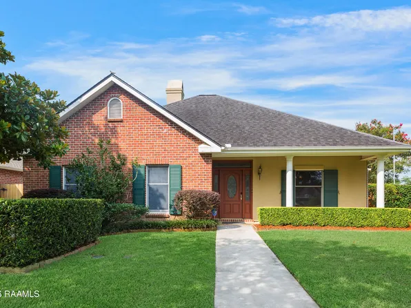 200 Edinburgh Dr, Lafayette, LA 70508