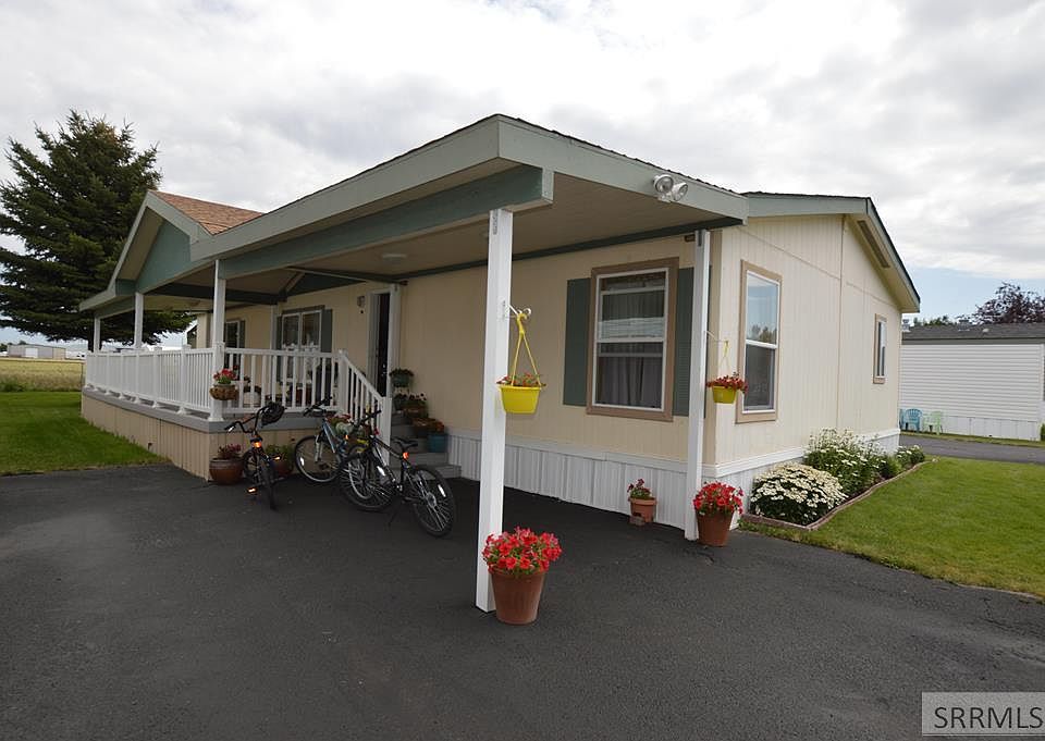 1st image of 2320 Whispering Pines Dr