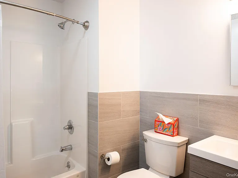 43 N Midland Ave #114 — Photo 10
