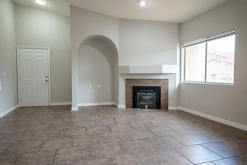 900 Heavenly Hills Ct #220 Photo 1