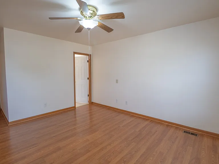 42091 Greenwood Dr — Photo 19