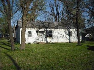 307 S Golden St, Jerico Springs, MO 64756