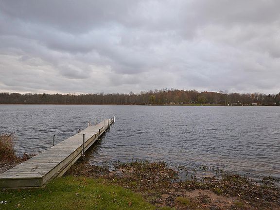 2nd image of 138 Peterson Dr