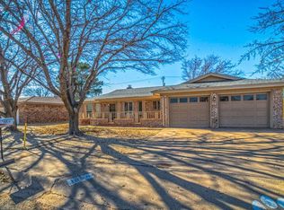 105 N Terry Dr, Slaton, TX 79364