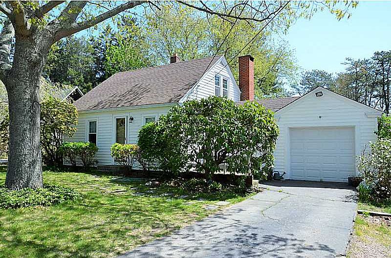 30 Railroad Ave, North Kingstown, RI 02852 Zillow