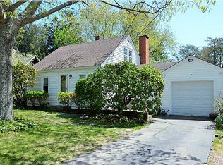 30 Railroad Ave, North Kingstown, RI 02852