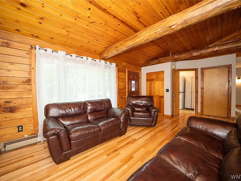 8376 Cobblestone Ct — Photo 20
