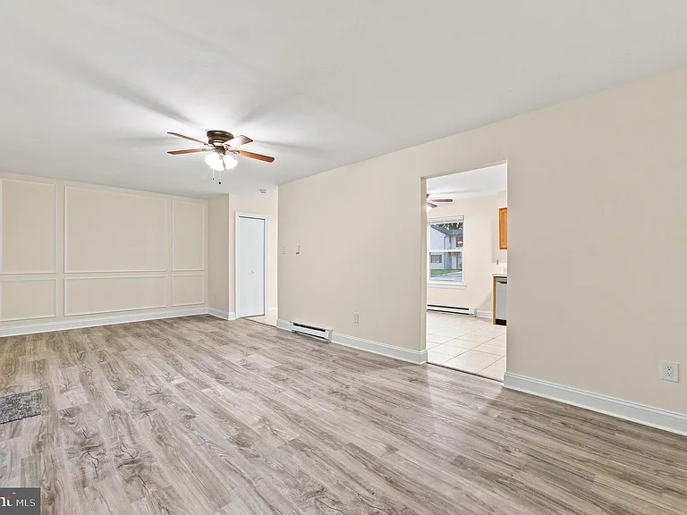155 Hampshire Rd — Photo 10