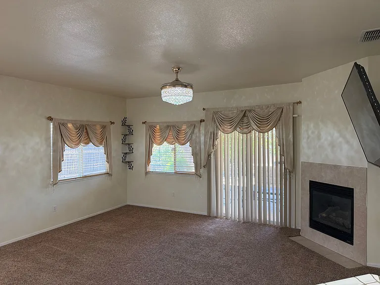 1947 Expedition Way — Photo 11