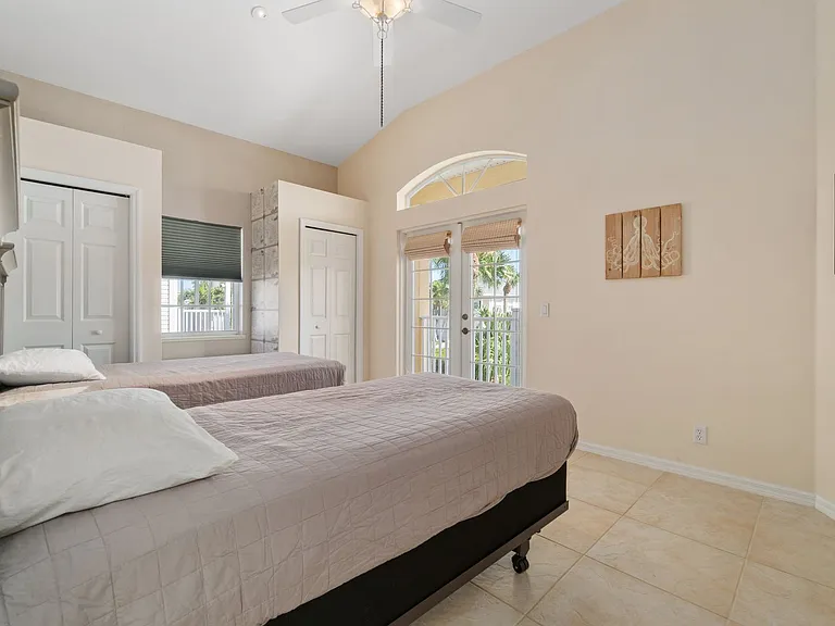 27130 Flamingo Dr — Photo 9