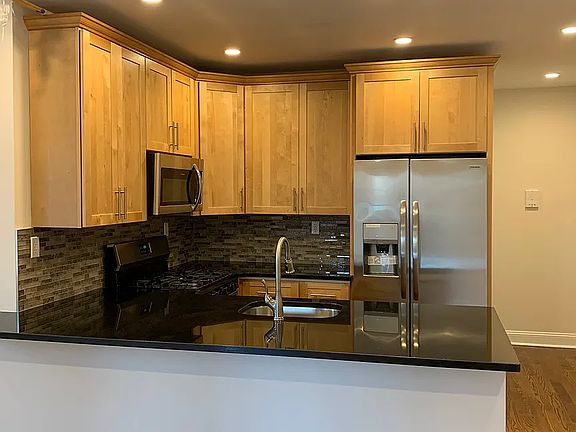 2nd image of 3008 36th St