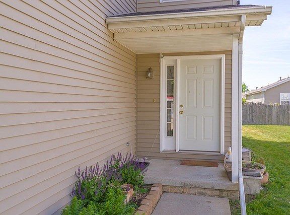 5th image of 3405 McNiff Dr
