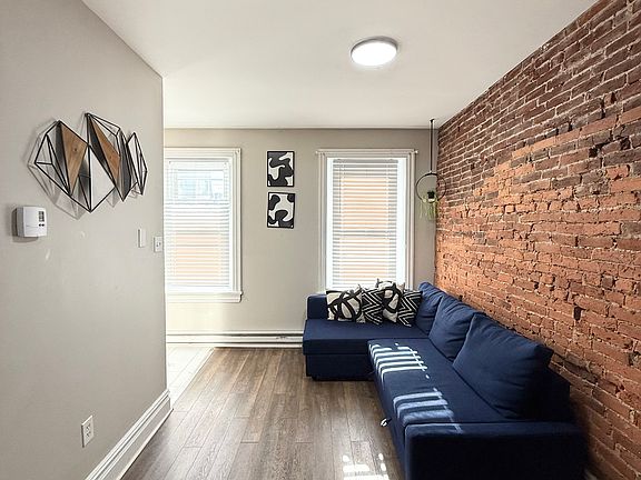 4th image of 1025 W Turner St APT 3