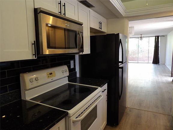 3rd image of 2623 SEVILLE BOULEVARD #111