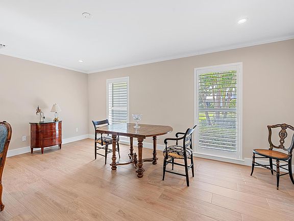 3rd image of 11785 Lake Shore Place