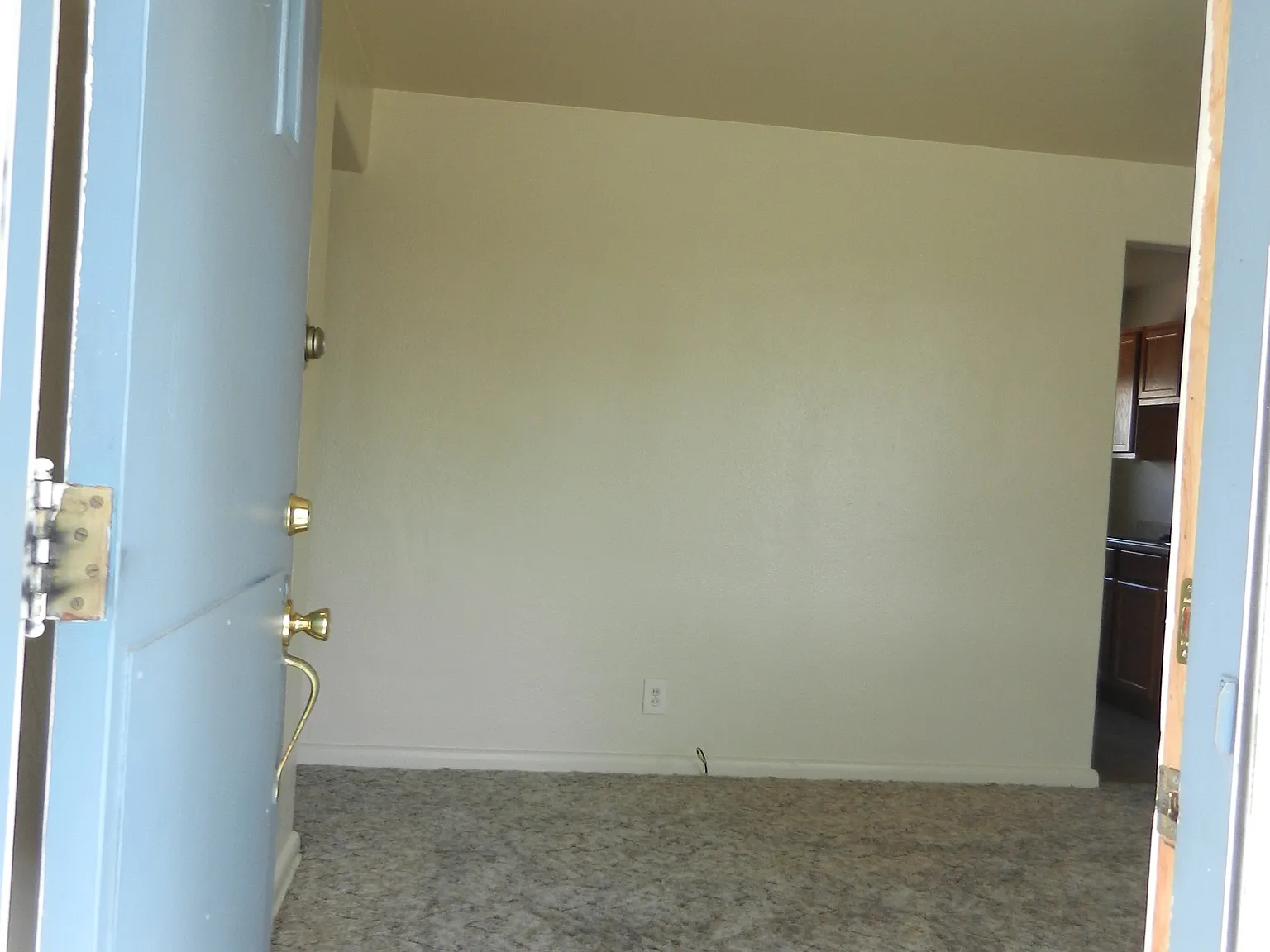 2 bed, 550 sqft, $1,250 — Photo 3
