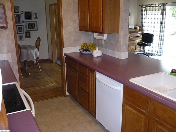 2nd image of 6813 W Willamette Ave