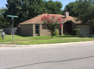7916 Forest Xing, Live Oak, TX 78233