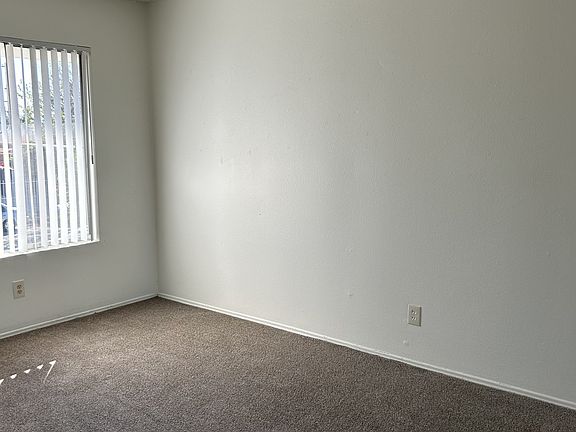 4th image of 4126 46th St APT 6