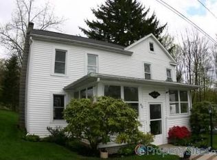 40 Zulauf Ln, Oxford, NJ 07863