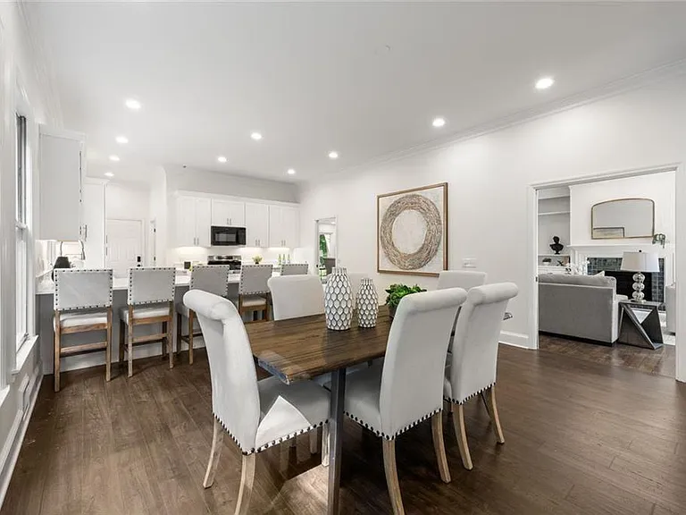 1260 Heards Ferry Rd — Photo 22