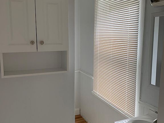 5th image of 1609 Hopkins Ave APT 3