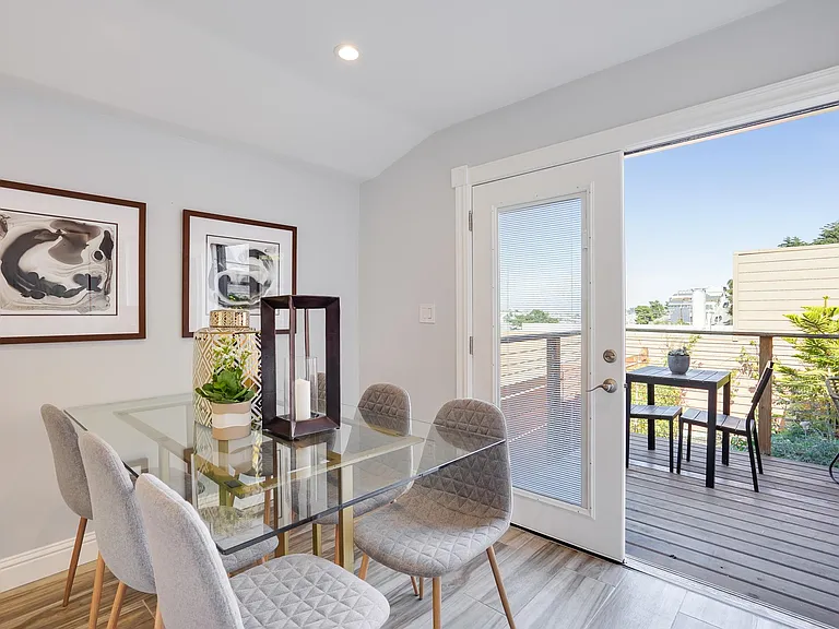703 Dartmouth St — Photo 12