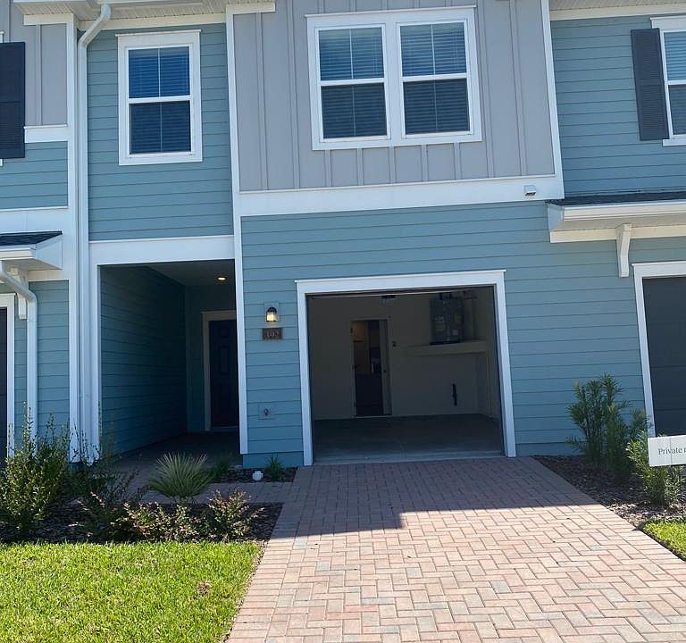 1st image of 392 Rosemont Dr
