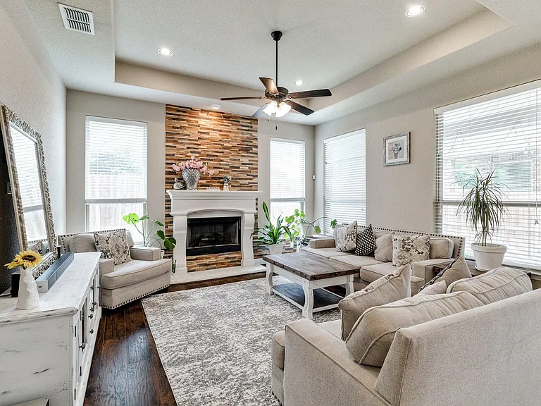7148 Chelsea Dr — Photo 33