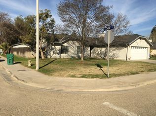 1998 Heritage Ct, Porterville, CA 93257