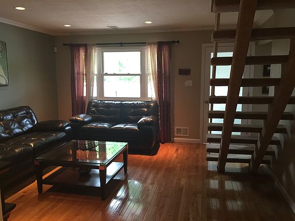 5th image of 172 Ashworth Ave #313