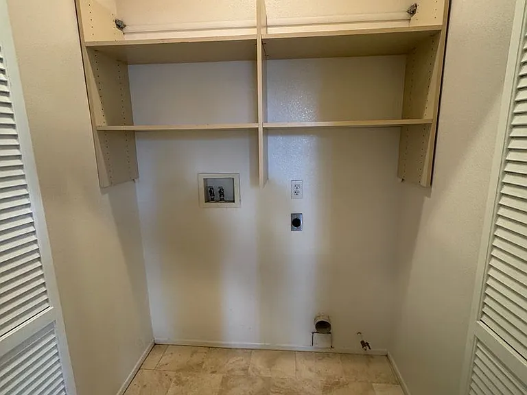 170 Trofello Ln — Photo 26
