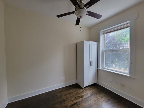 Smaller bedroom/office.