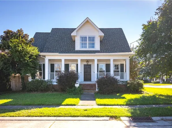 202 Maple Ridge Dr, Metairie, LA 70001