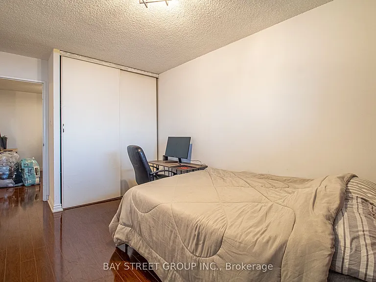 2050 Bridletowne Cir #1712 — Photo 25