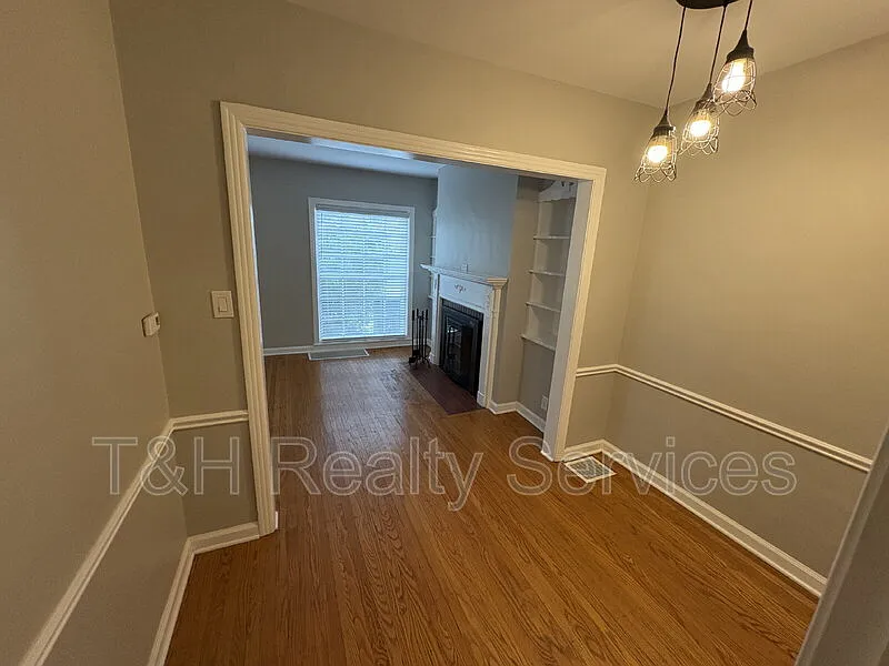 1 bed, 2.0 bath, 672 sqft, $1,150 — Photo 3