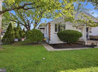 101 E Oak Ln, Glenolden, PA 19036