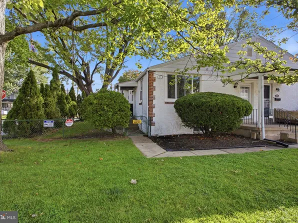 101 E Oak Ln, Glenolden, PA 19036