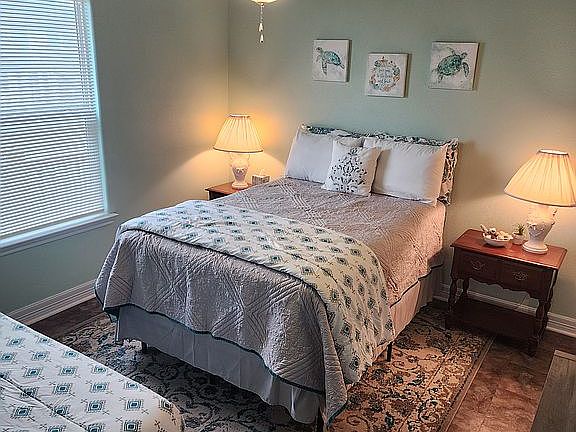 5th image of 979 Cade St #5 & 6-5
