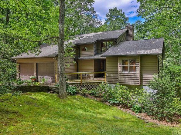 412 Dog Mountain Rd