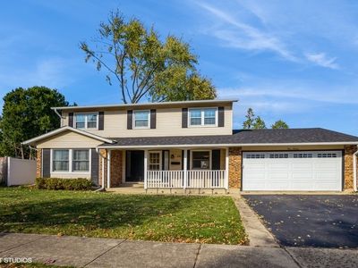 116 Hastings Ave, Elk Grove Village, IL, 60007