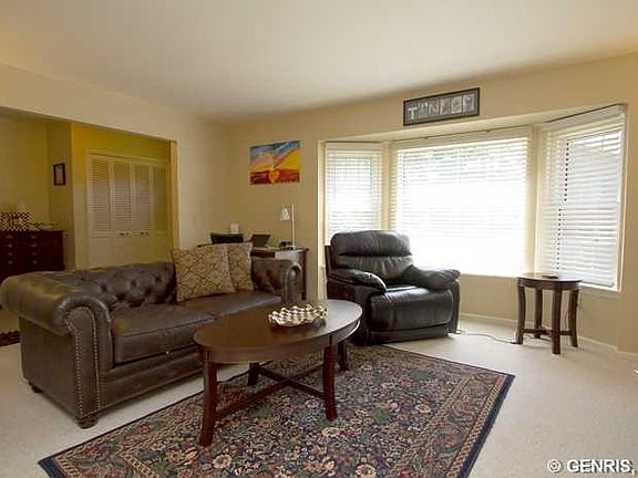 3rd image of 23 Dunbridge Hts