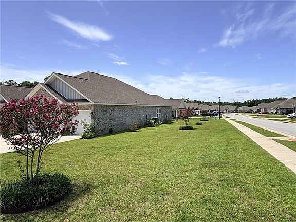 4th image of 10872 Sierra Estates Dr