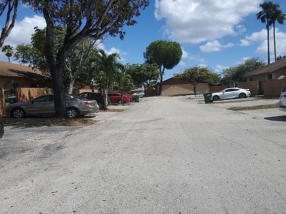 4th image of 6719 NW 192nd Ln