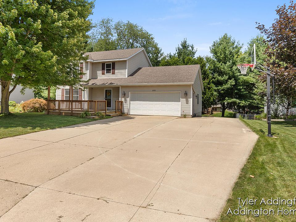 1st image of 5773 Lynn Dr