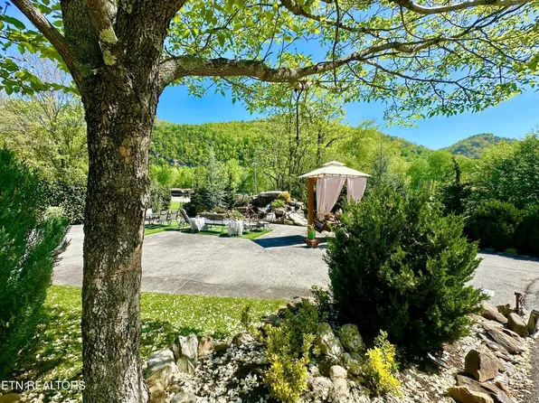 213214 Highway 73, Townsend, TN 37882